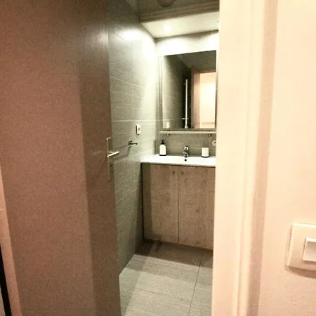 Les Rivages 2p Terrasse Parking Ac 50 M Μεντόν