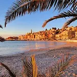 Apartment Les Rivages 2p Terrasse Parking Ac 50 M Menton