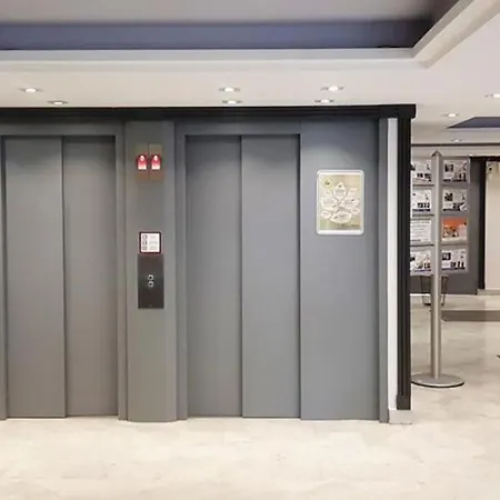 Les Rivages 2p Terrasse Parking Ac 50 M Ментона